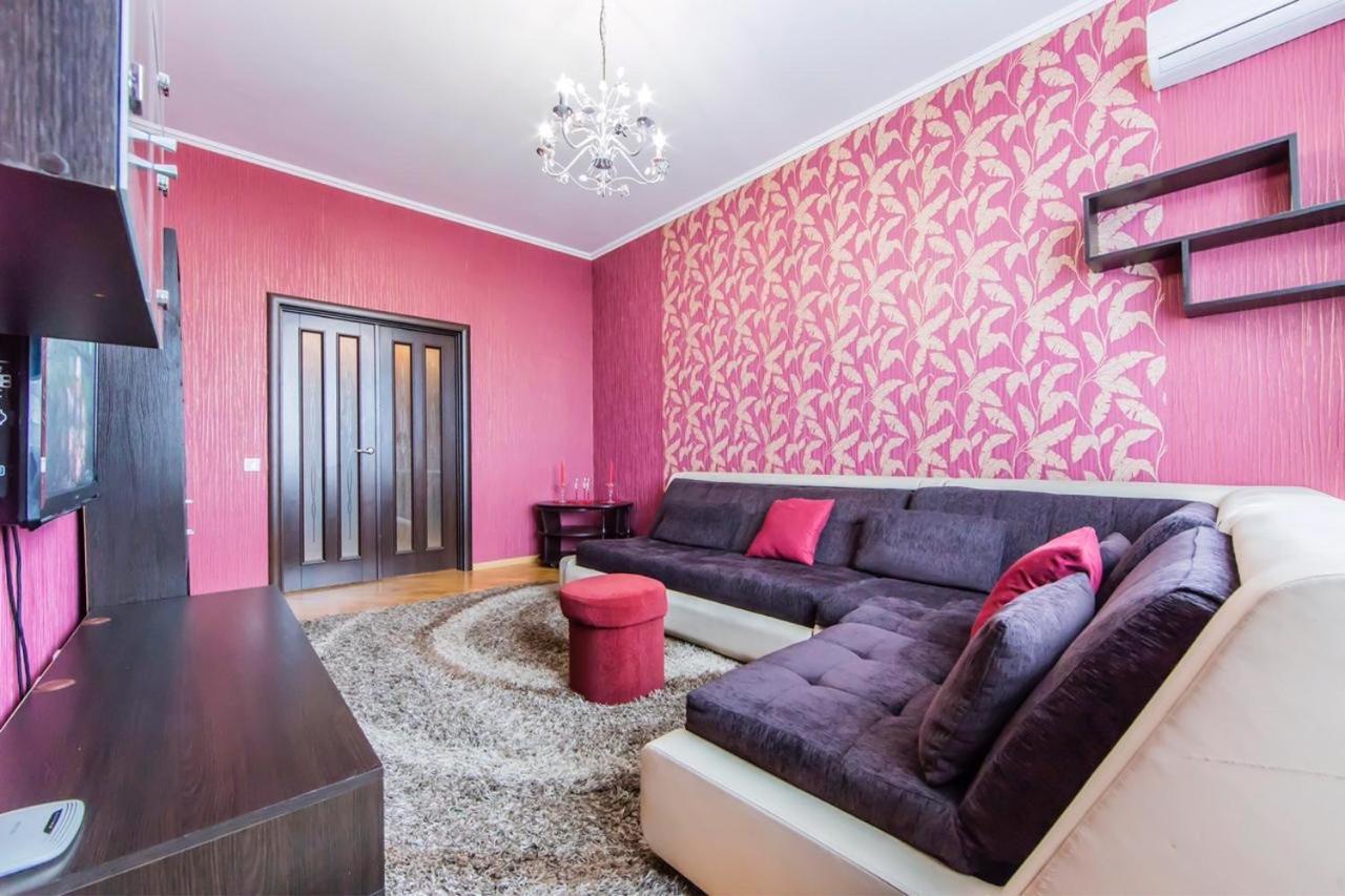 Rent-Kiev 2 Min Metro Chernihivska Lux Bagian luar foto