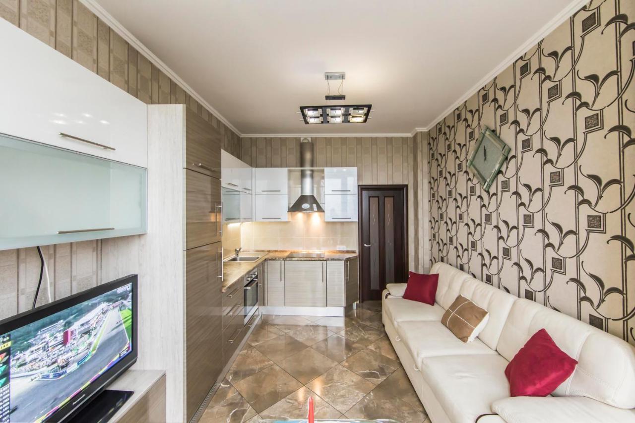 Rent-Kiev 2 Min Metro Chernihivska Lux Bagian luar foto